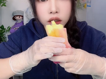 琪琪很爱吃冰