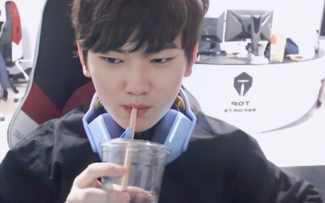 tes jackeylove 20201208 阿水直播 今天有头!连连看主播兼职lol