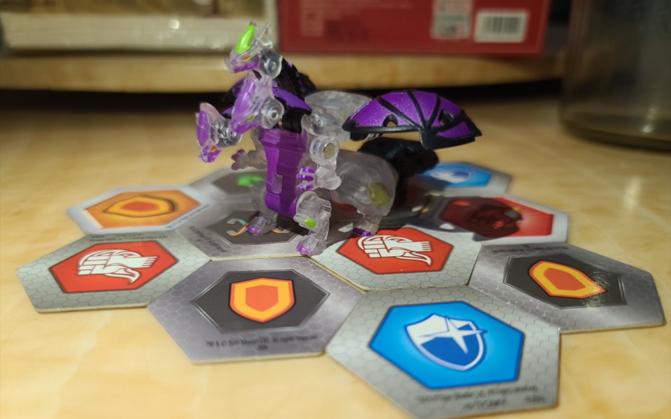 爆丸一透明三头龙