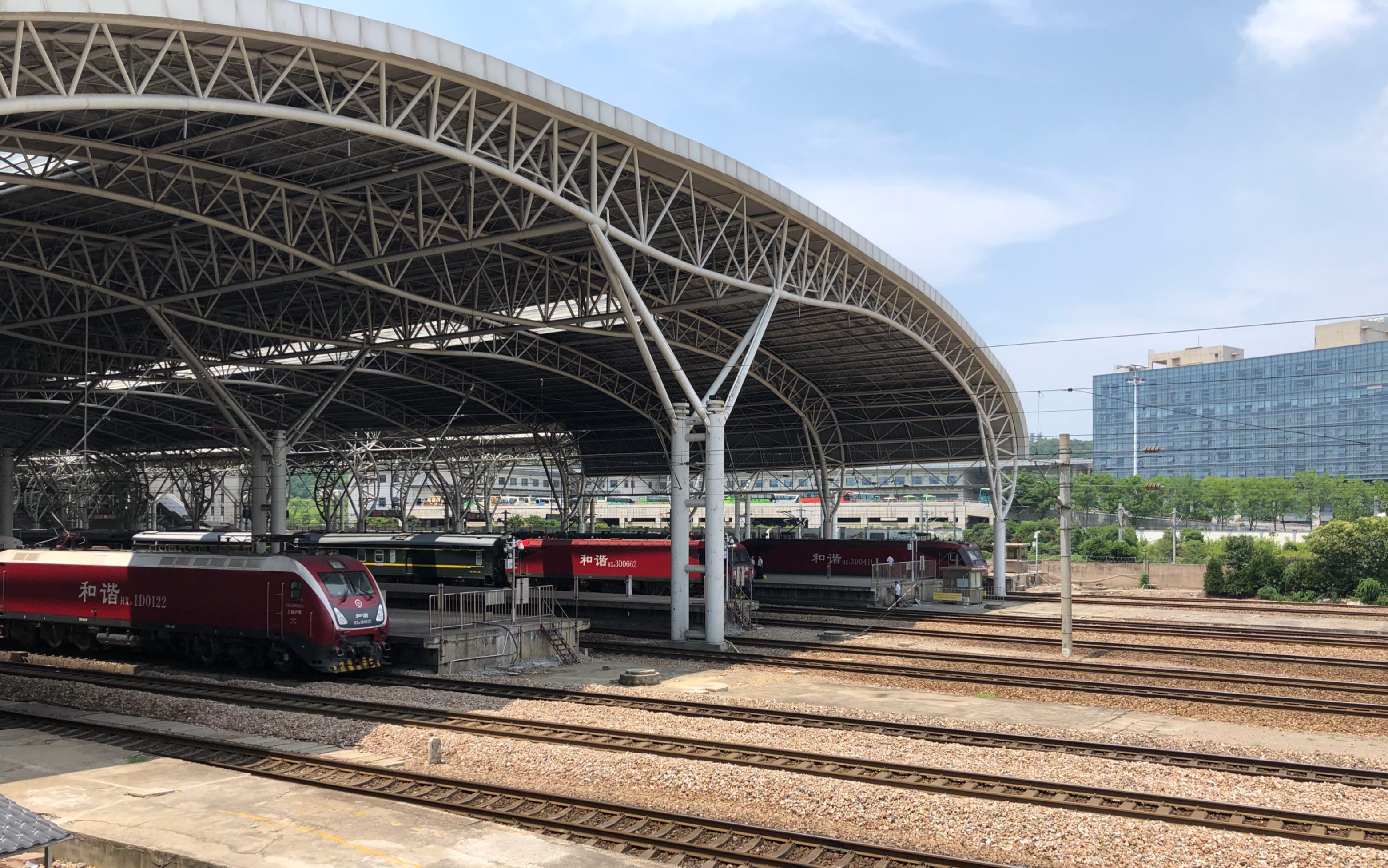 【中国铁路】电客k525(南京—福州)南京站3道发车