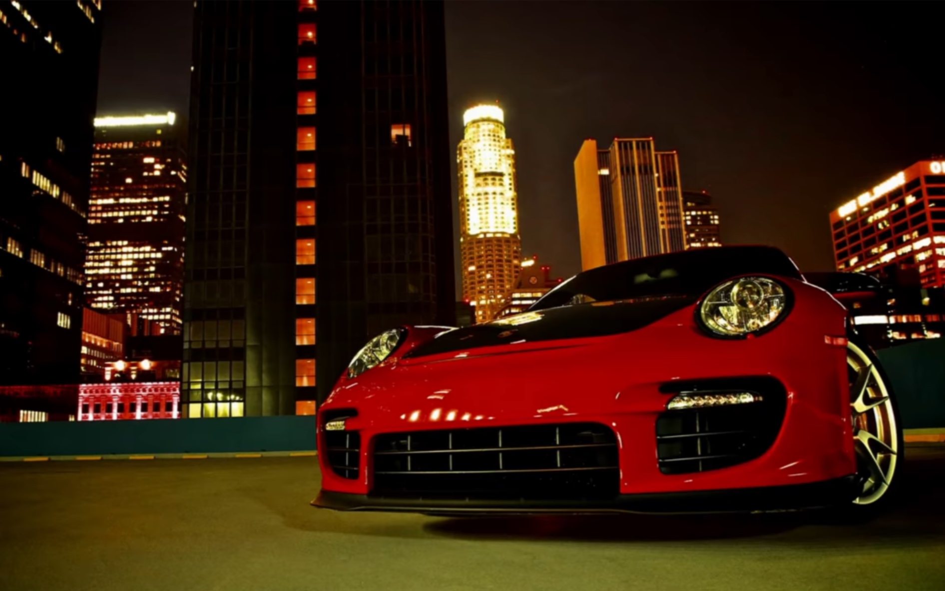 top gear shuts down la for a porsche drag race | top gear