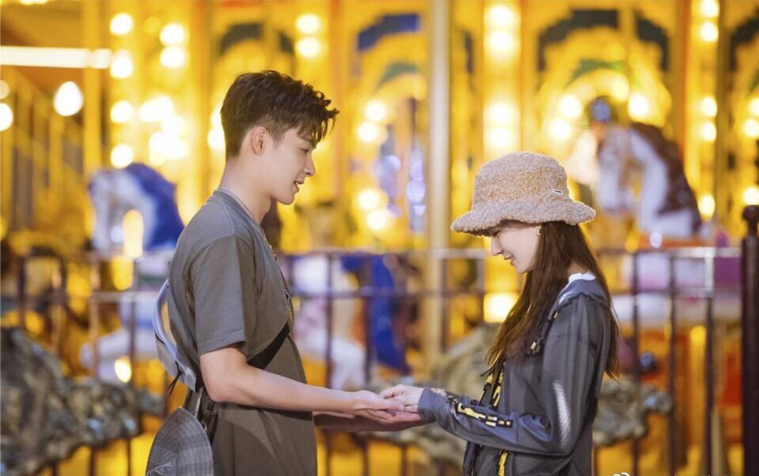 张铭恩徐璐采访综艺混剪