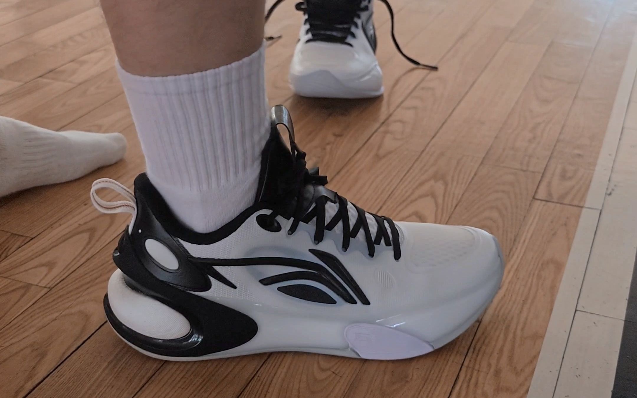 李宁驭帅17 v2低帮实战初体验,实战测评