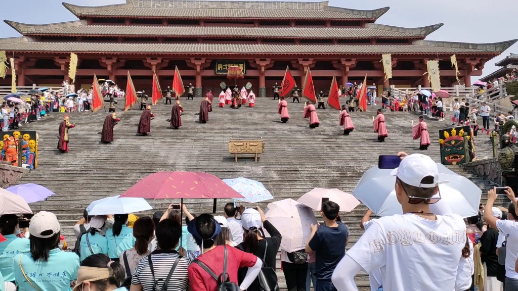 横店影视城秦王宫表演——秦王登基