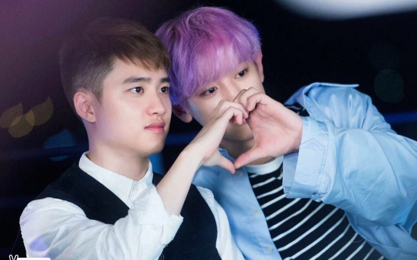 【灿嘟】小嘟忘记给西西举话筒的时候超甜的榨汁笑(附加一个公主抱)