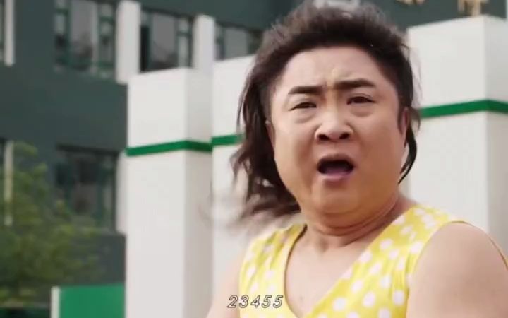 乔杉为了赶上演唱会出风头穿着小花裙一顿神操作结果哈哈