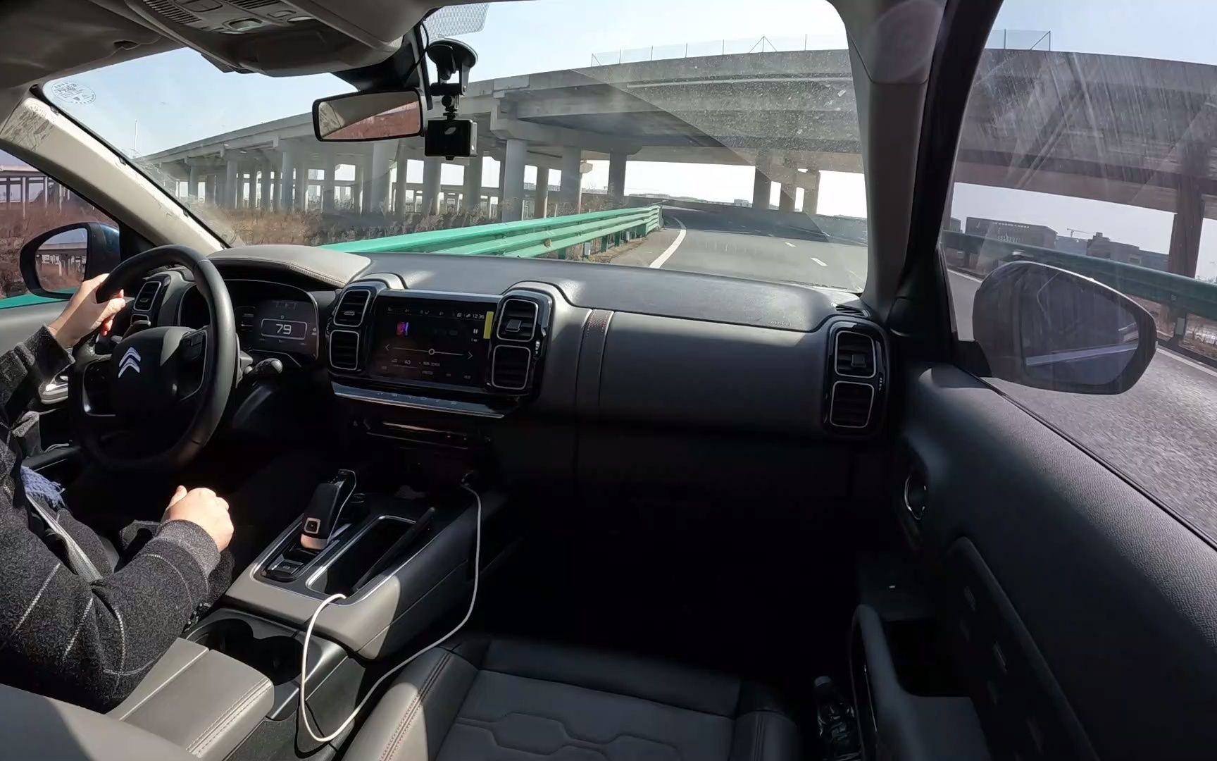 副驾驶视角雪铁龙天逸1.6t年初三高速山路回老婆娘家