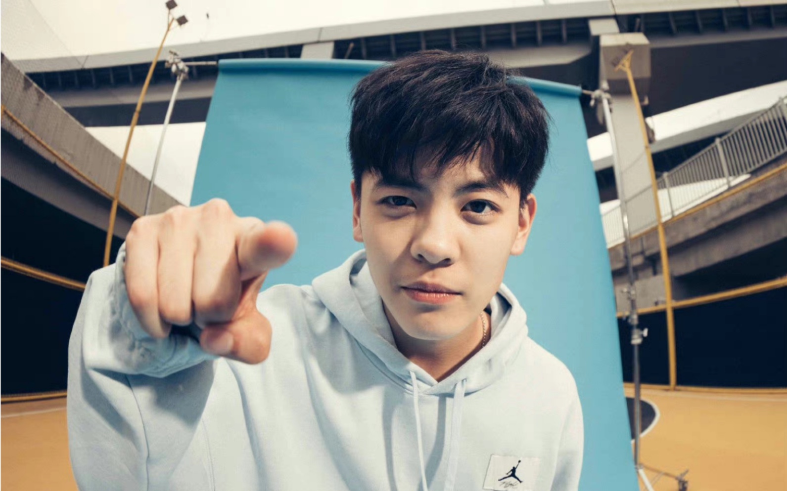 【杨舒予】人间扳手 温柔蛊王 "小羊老婆"."ca*"