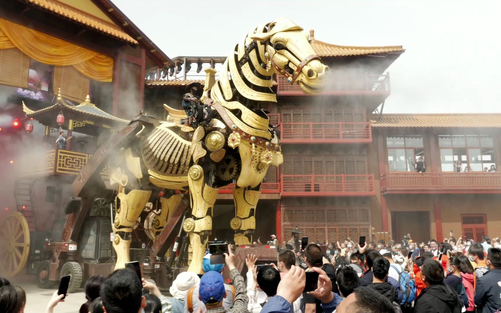 “五一”开门至凌晨的河南景区有多精彩?《大宋ⷮŠ东京梦华》实景演出今晚演出4场至凌晨1点!!哔哩哔哩bilibili