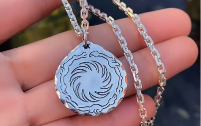 做个特别的纯银太阳银饼吊坠