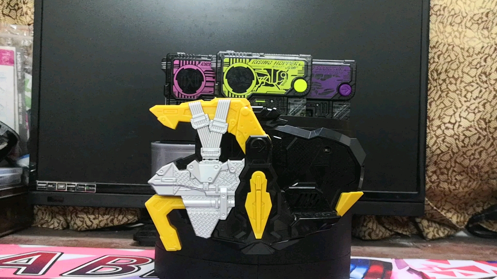 假面骑士01强制升华器把玩