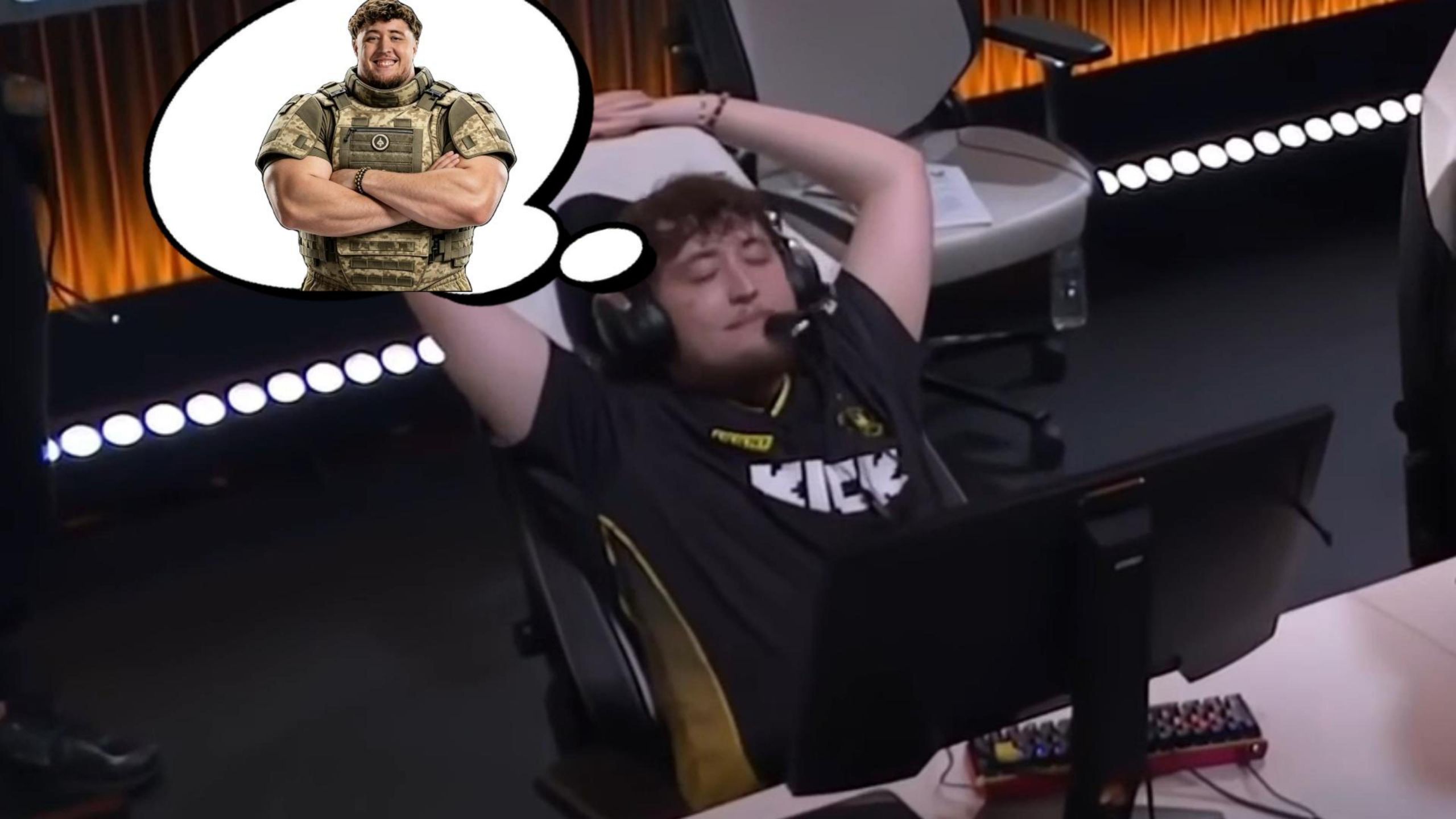 ZywOo：我以为三角洲呢，不小心把你们都照出来了