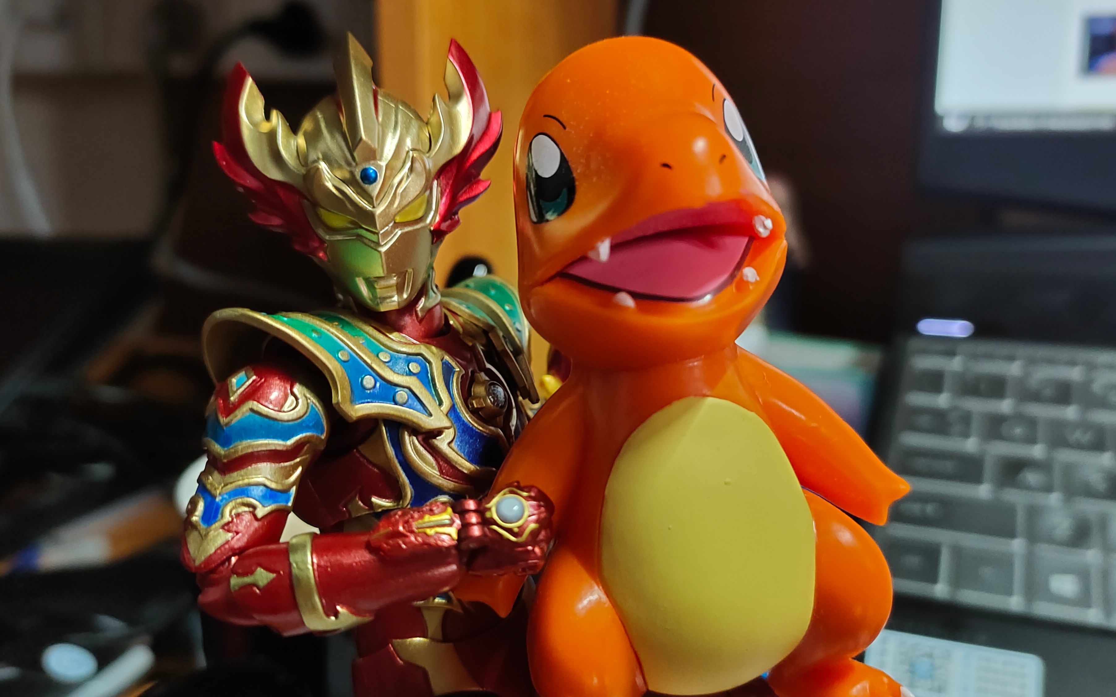 【定格开箱】泰迦奥特曼可动手办 彩虹斯特利姆形态s.h.