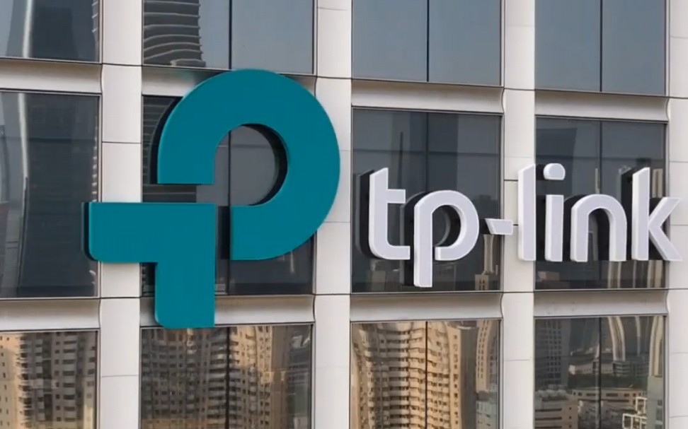 普联技术总部大楼幕墙字,预埋支点不见钢架美观安全!