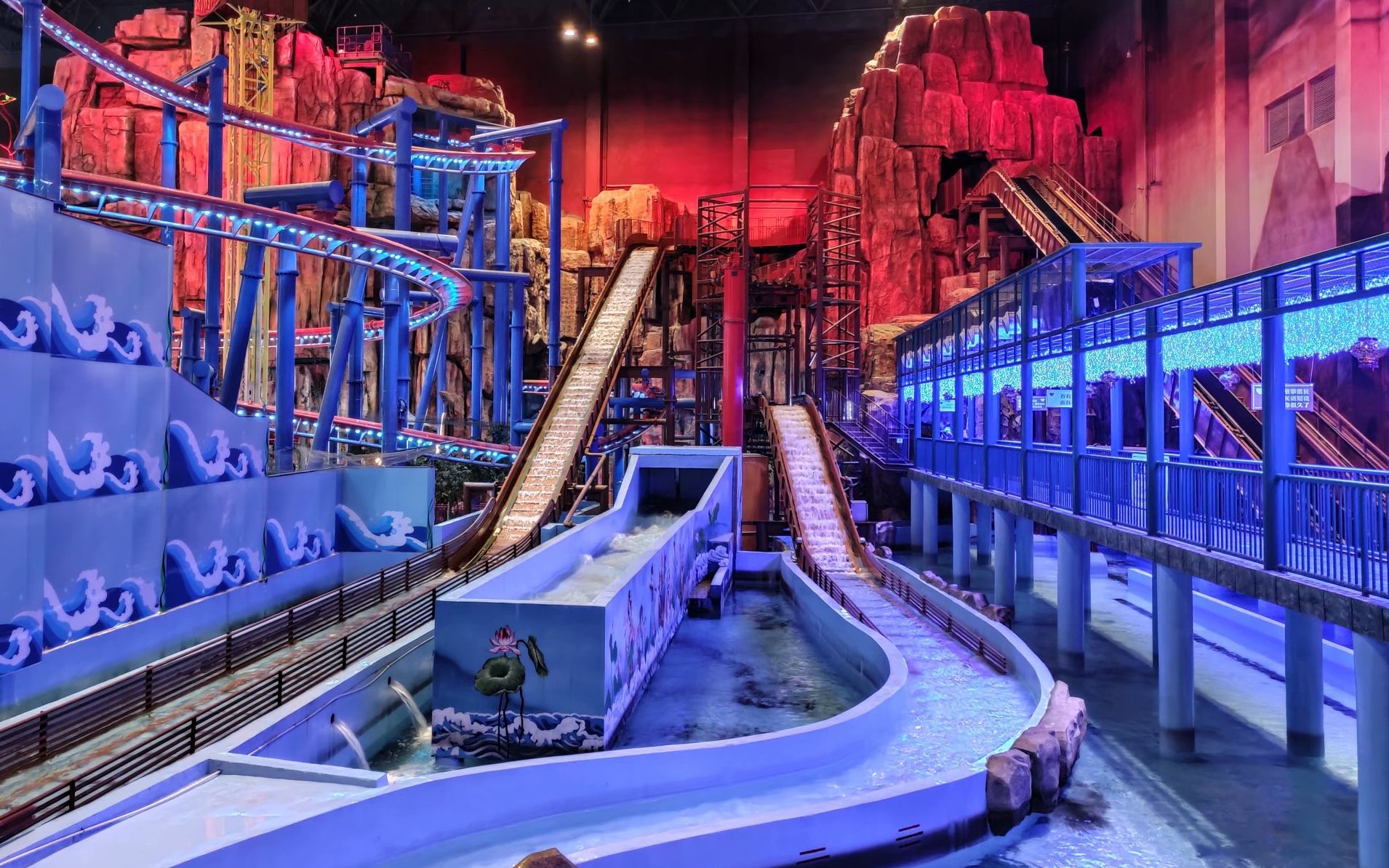 飓风视角青岛东方影都融创乐园激流勇进pov