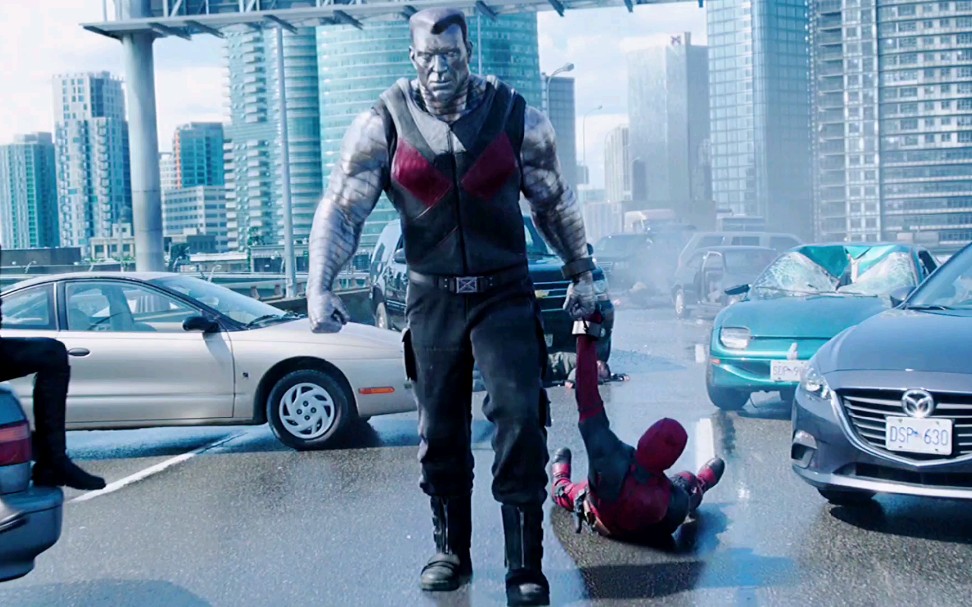 钢力士暴揍沙尘天使和红坦克力量的终极对决