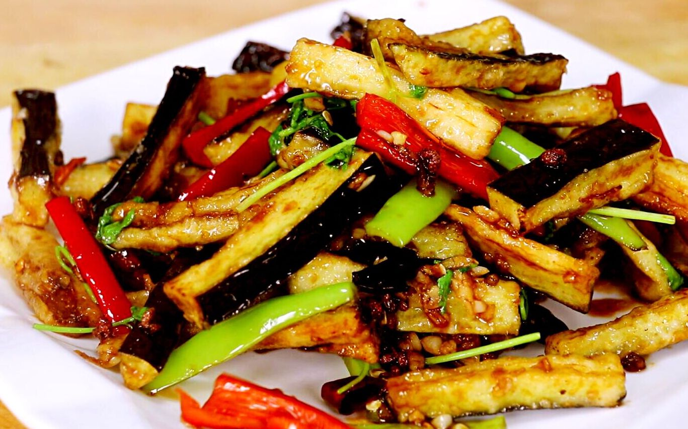 风味茄子出锅喽想吃的朋友快来