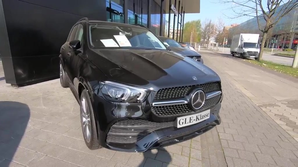 2020款 奔驰gle 300 d 外观内饰展示,非常精致_哔哩哔哩 (゜-゜)つロ