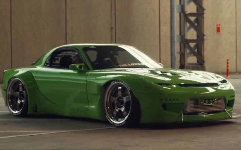 rocket bunny mazda rx-7,这只绿青蛙也不错,香甜可口_哔哩哔哩 (゜