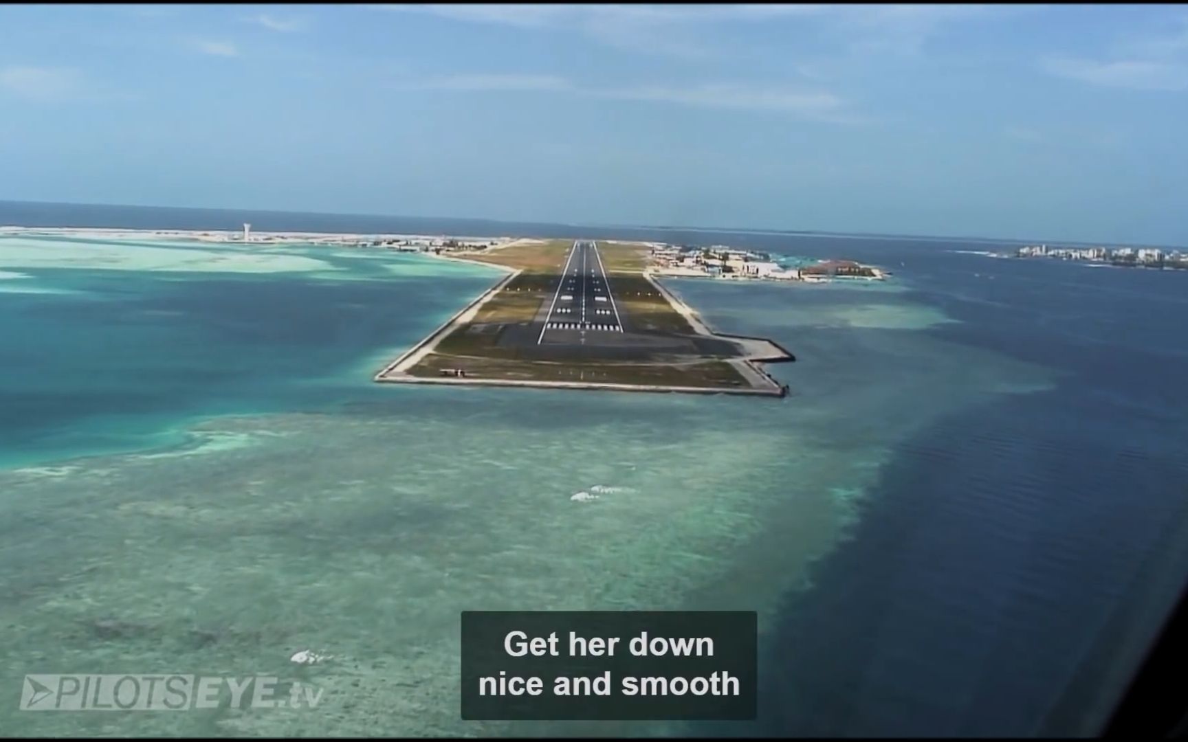 [图]空客 Airbus A330 降落马尔代夫 马累机场 Malé, Maldives (ENG sub)