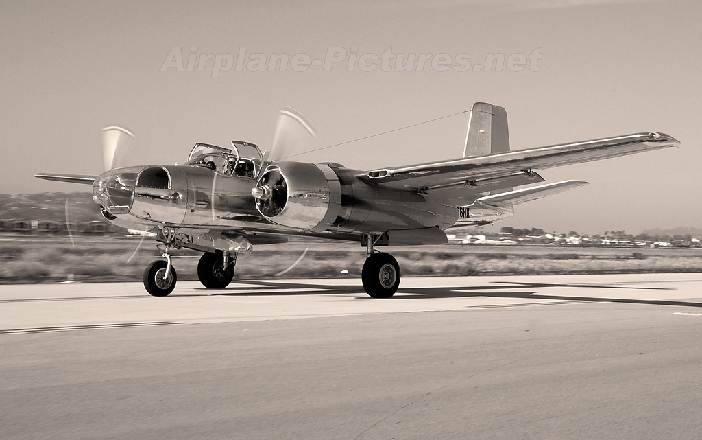 如何飞行道格拉斯a26入侵者