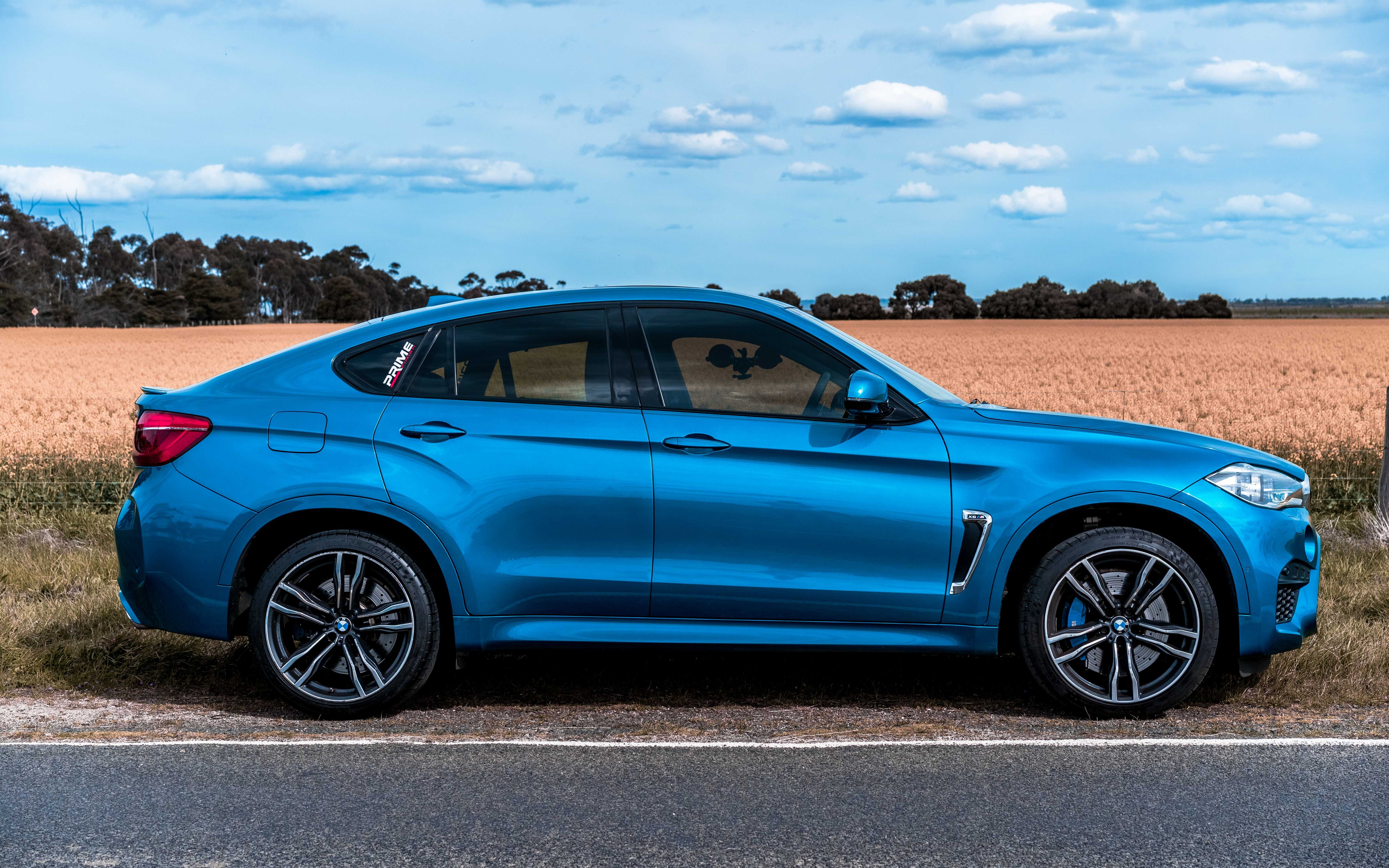 [宝马x6m] 对得起两百万的售价吗?