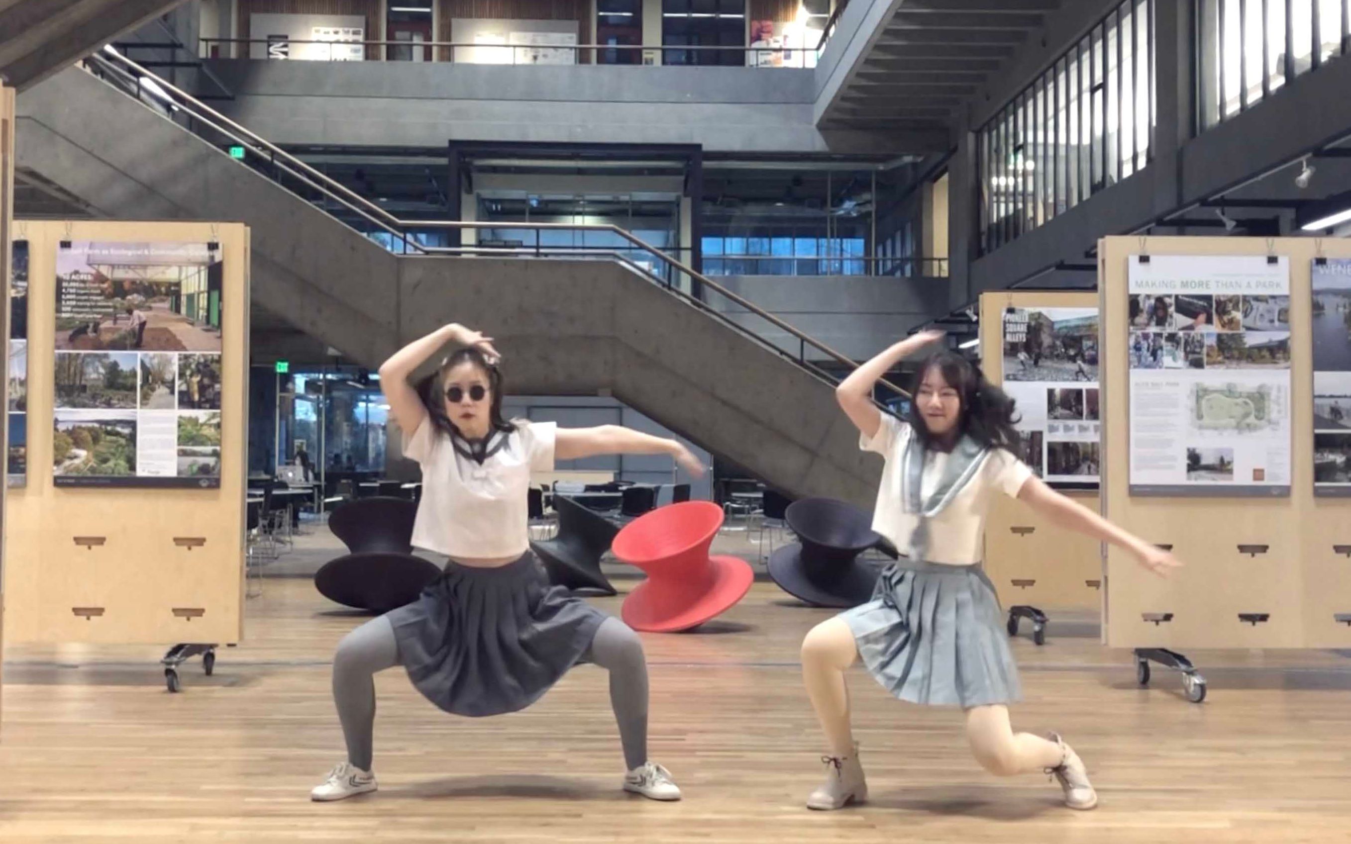 活动作品2只中国沙雕穿日本校服在美国学校跳菲律宾猛汉舞人类命运