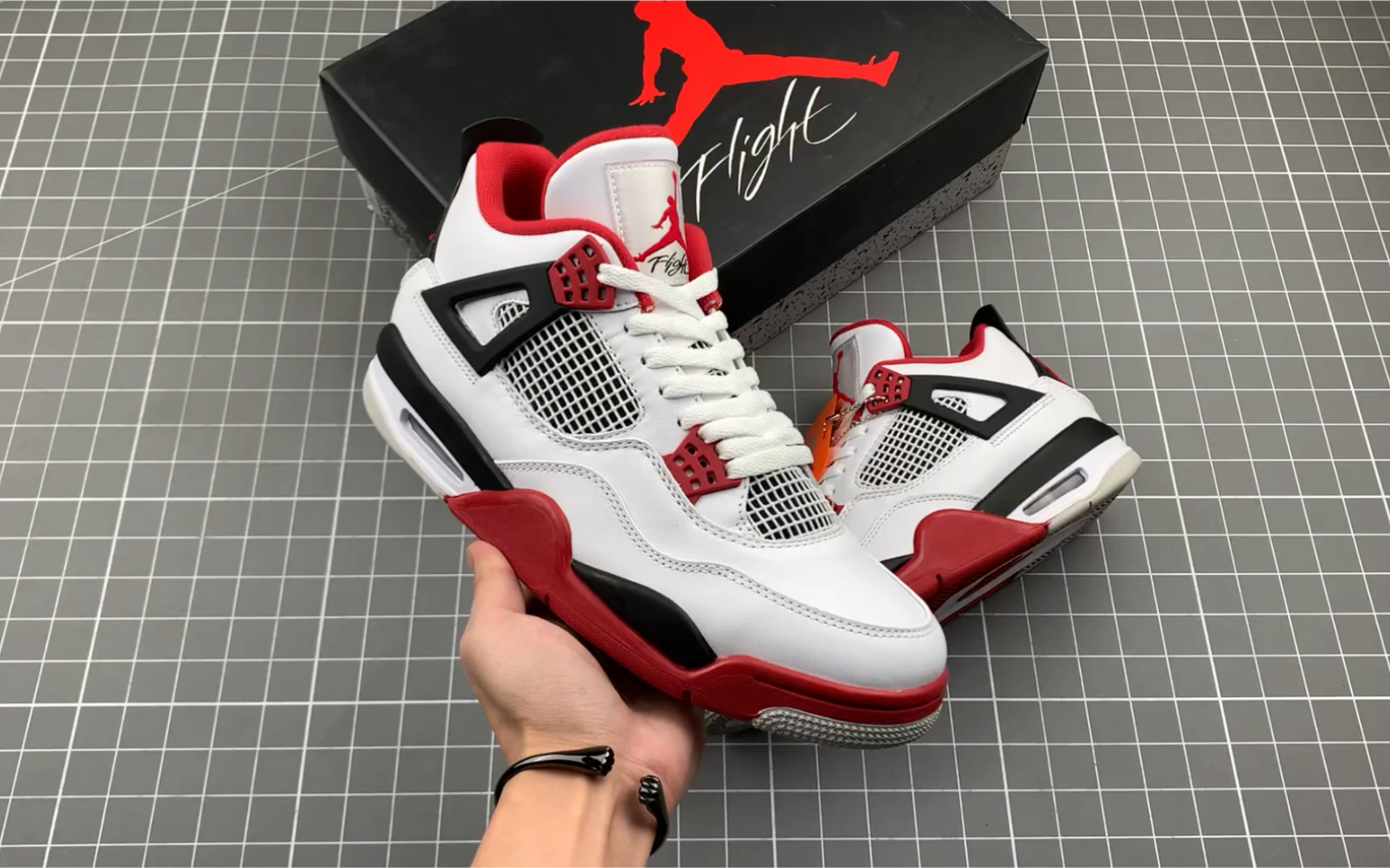 air jordan 4 fire red 火焰红 2020年复刻版本官方纯原版本 诠释