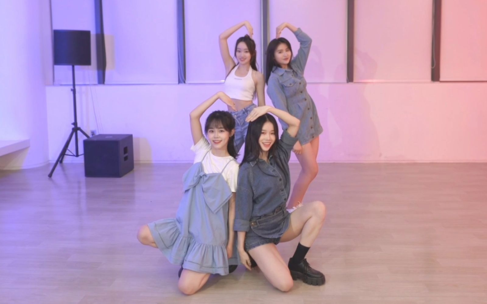 [图]【NAME】《Pink Blue Sunset》 DANCE COVER