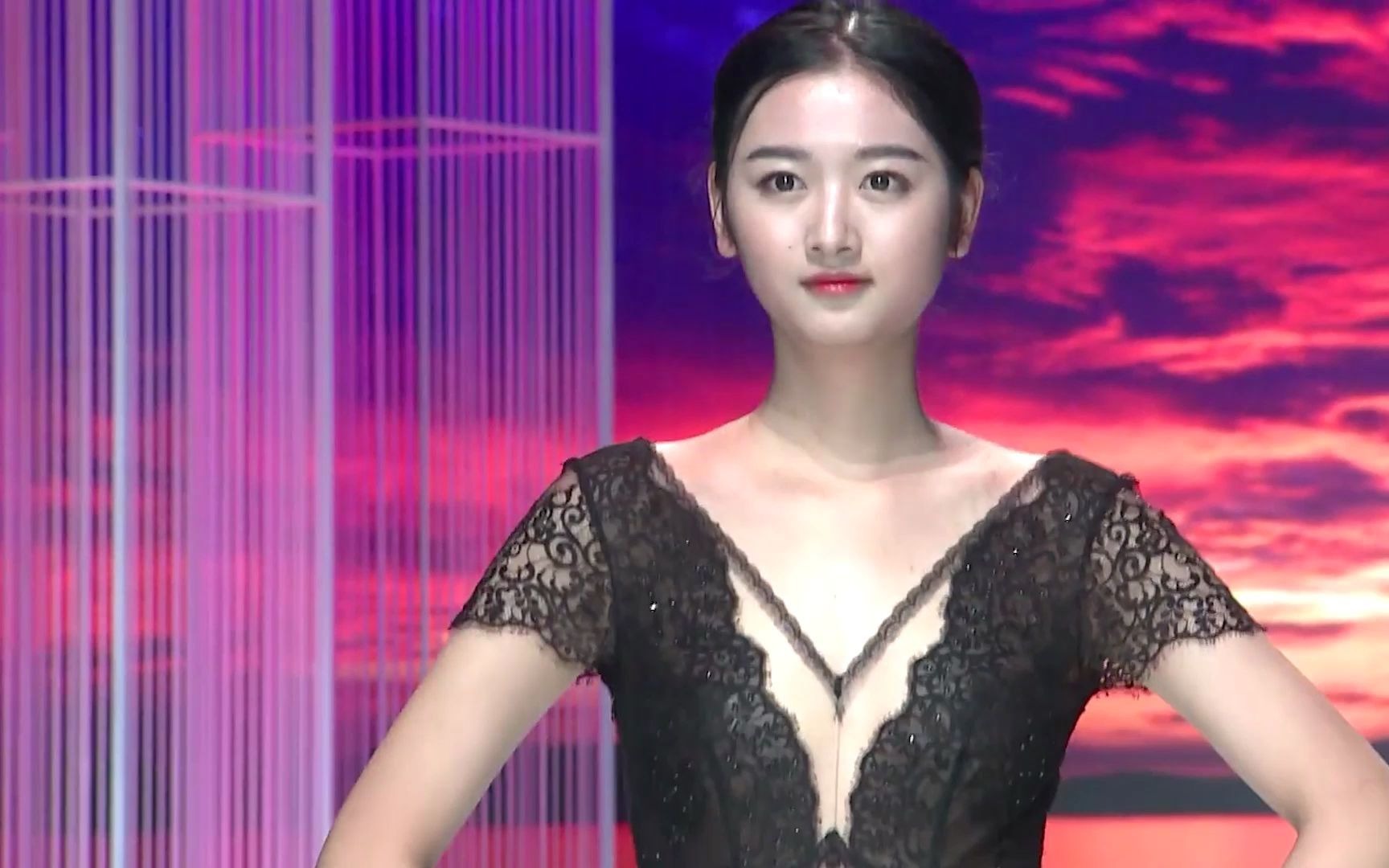 深圳国际超模大赛内衣图片