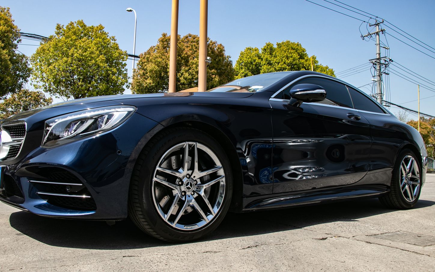 奔驰s450原车19寸拉丝轮毂改电镀黑