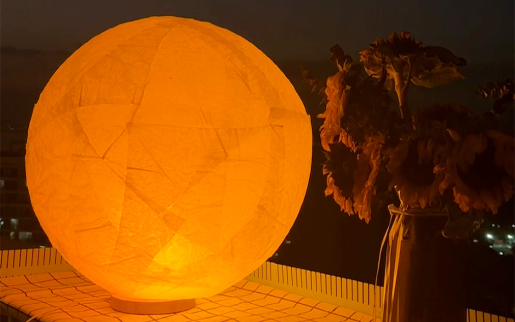 55块钱,就做出了这么有氛围感的网红月球灯.