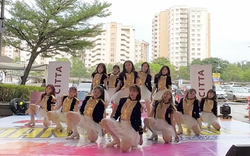 [图]💃kpop比赛｜IZ*ONE - Secret Story of the Swan 🦢