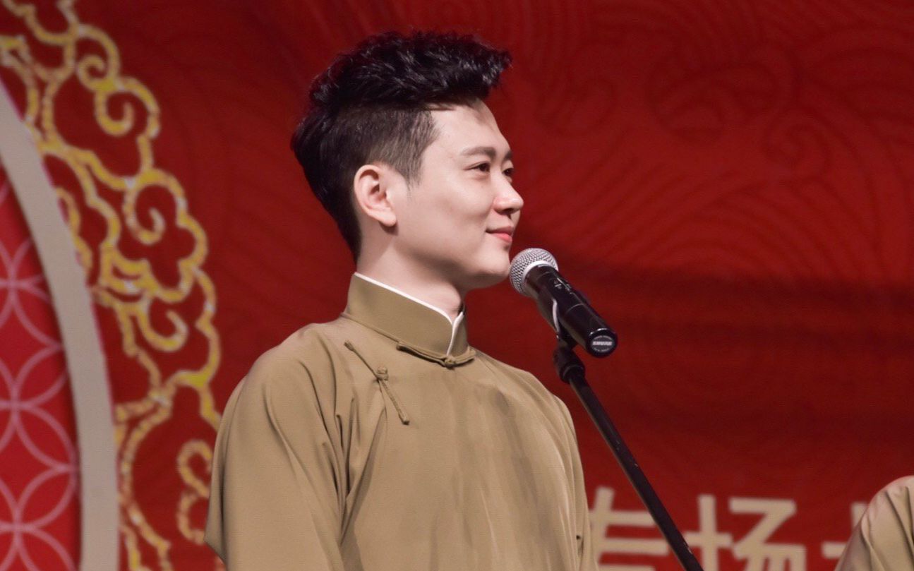 【孟鹤堂】堂主的自我的介绍,帅!