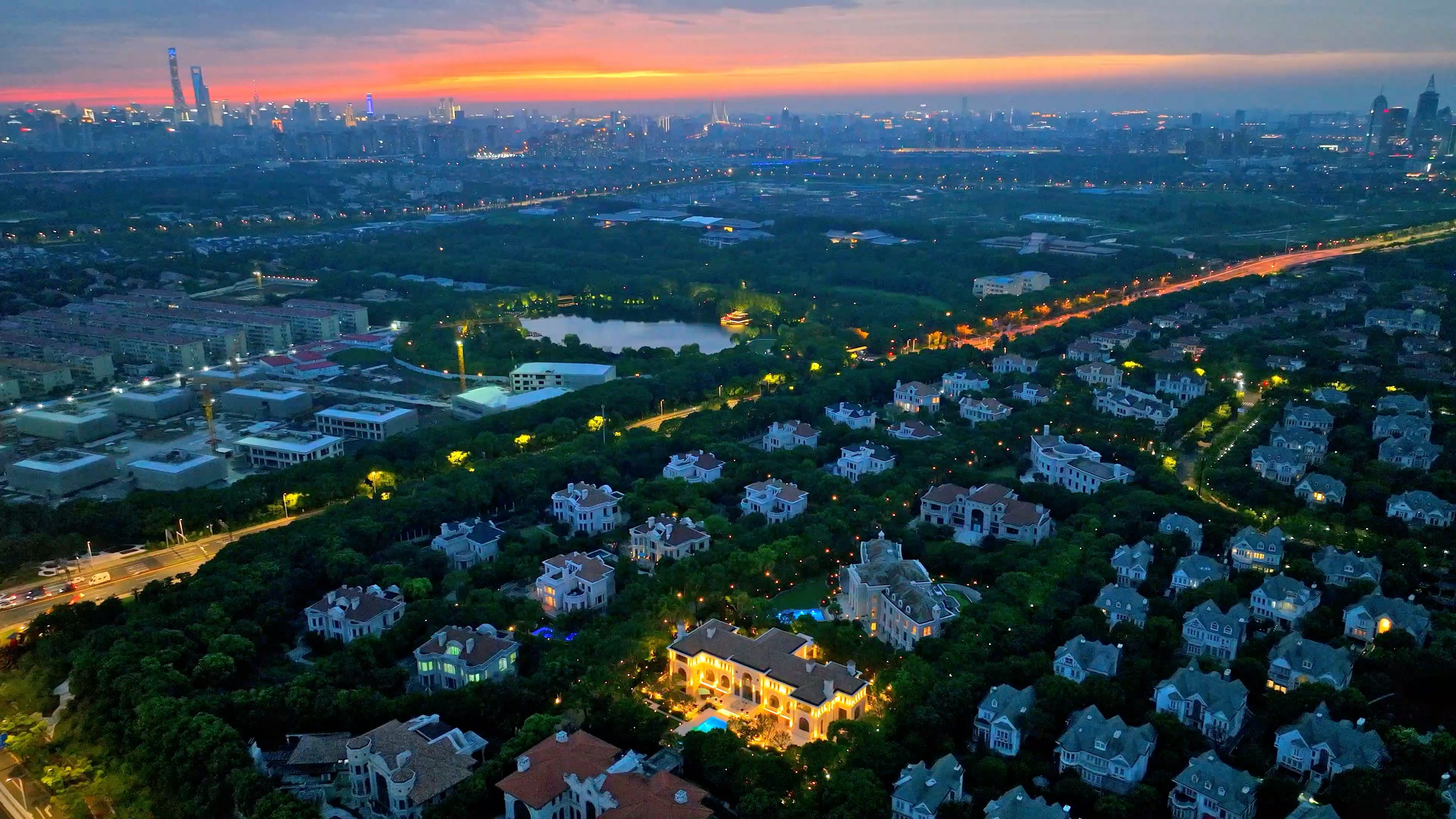 东郊·上海富人区,住这里的才是大佬,穷人的天花板是汤臣一品,普通人