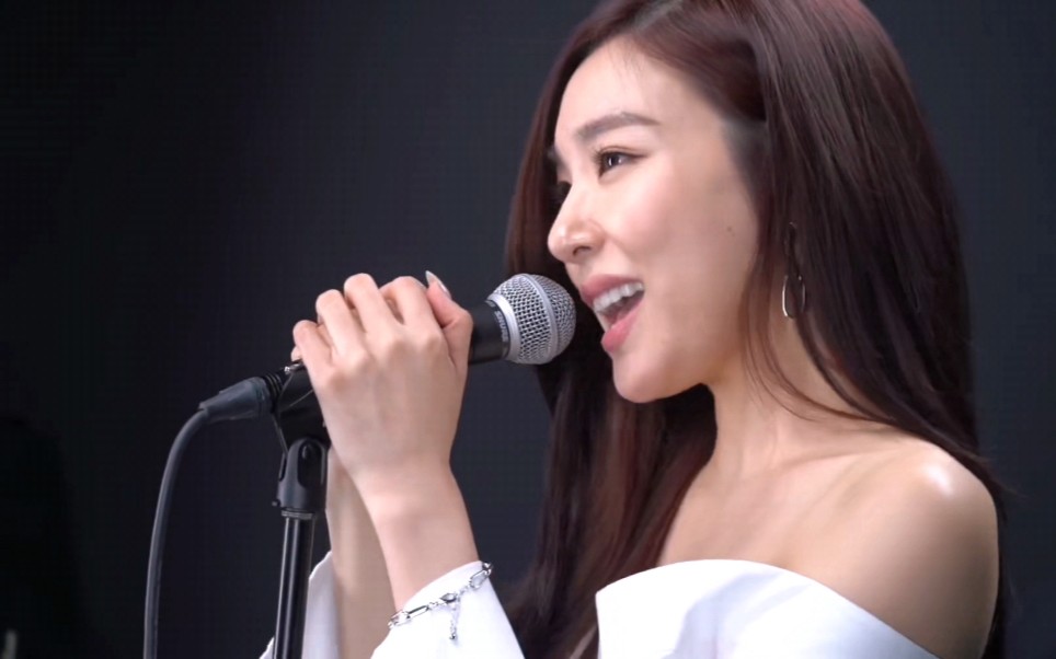 【黄美英】少女时代tiffany《i just wanna dance》现场 帕尼自信的