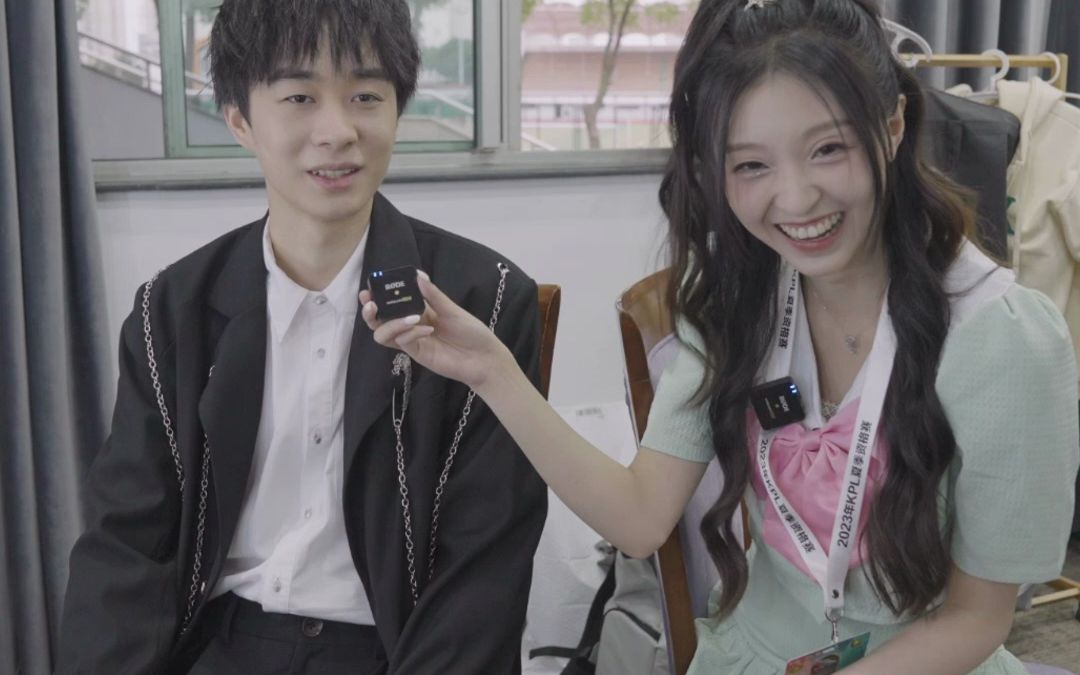 梦岚觉得鹏鹏最帅,啊泽最想cos杨戬,爱思觉得全联盟自己最帅