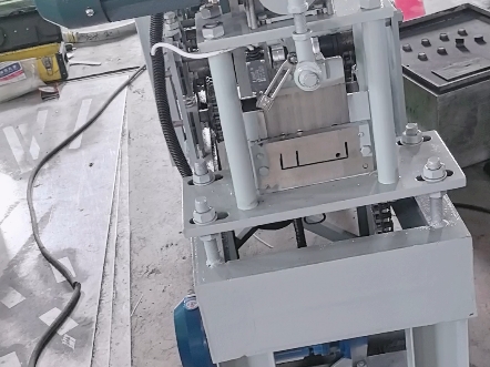 u型槽机械设备 50-75-100地槽机设备