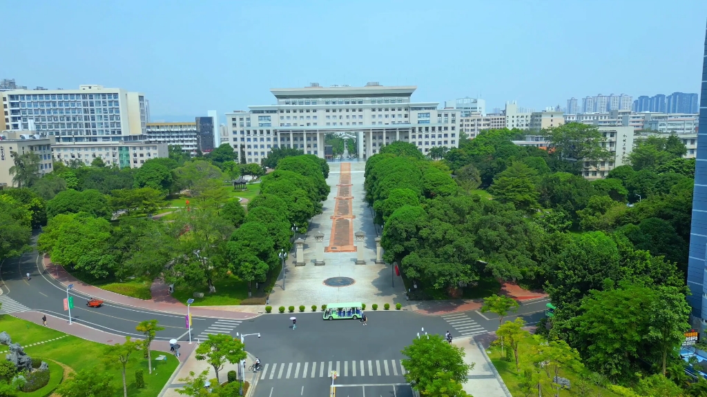 广西大学,简称“西大”,国家双一流建设高校,坐落于广西首府南宁市西乡塘区大学东路哔哩哔哩bilibili