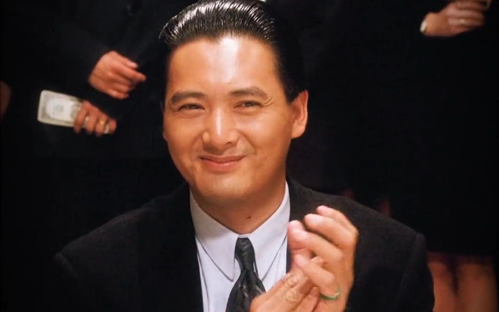 当赌神这个表情,就知道他要梭哈了!