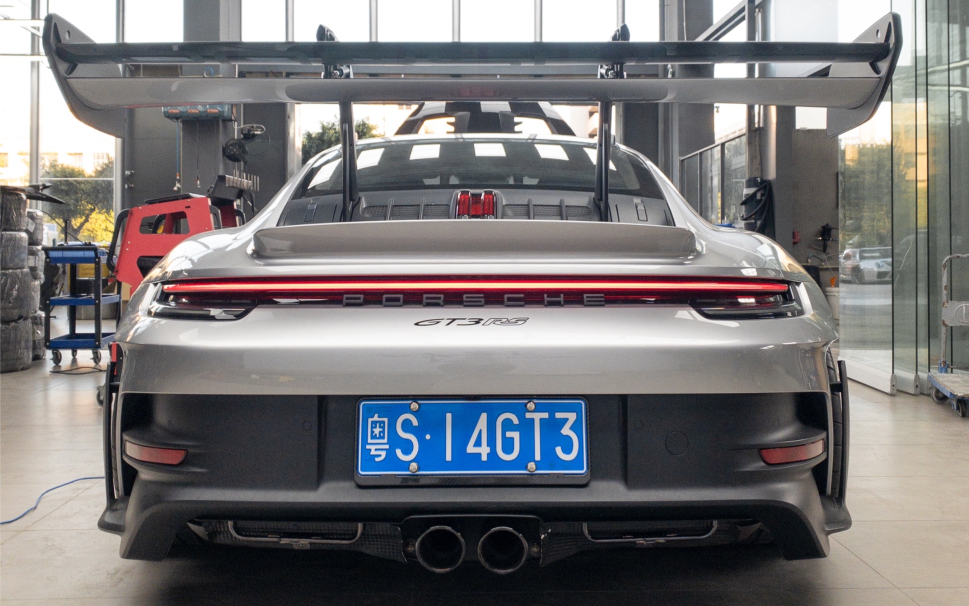 蓝牌合法路权992 GT3 RS哔哩哔哩bilibili