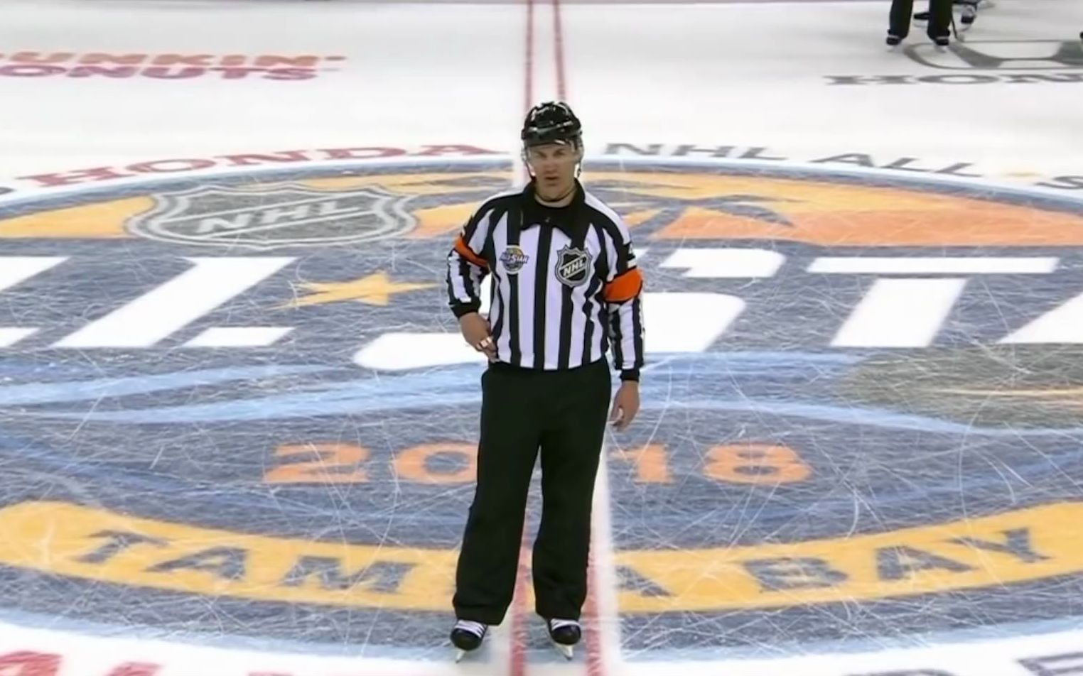 【冰球|nhl】裁判——他们不是球员,也能成为焦点