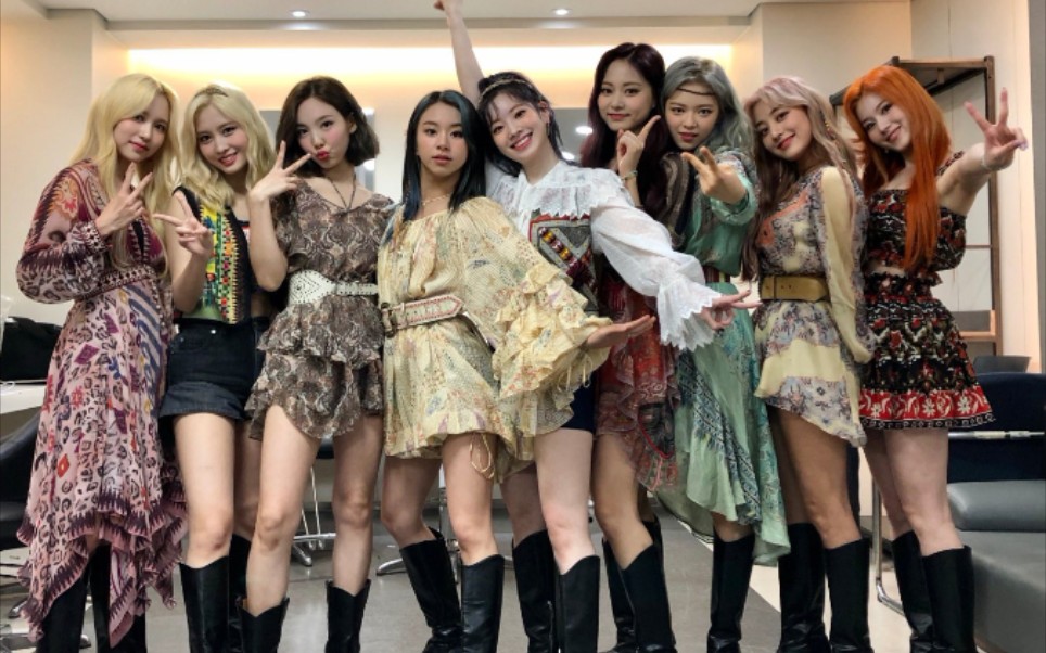 韩国女团【twice】热门单曲《cheer up》广告代言主题曲mv!