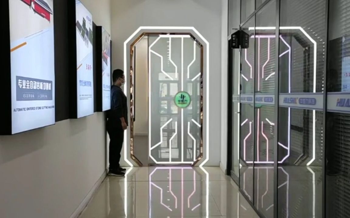 手掌触摸感应门,网红科技炫酷门