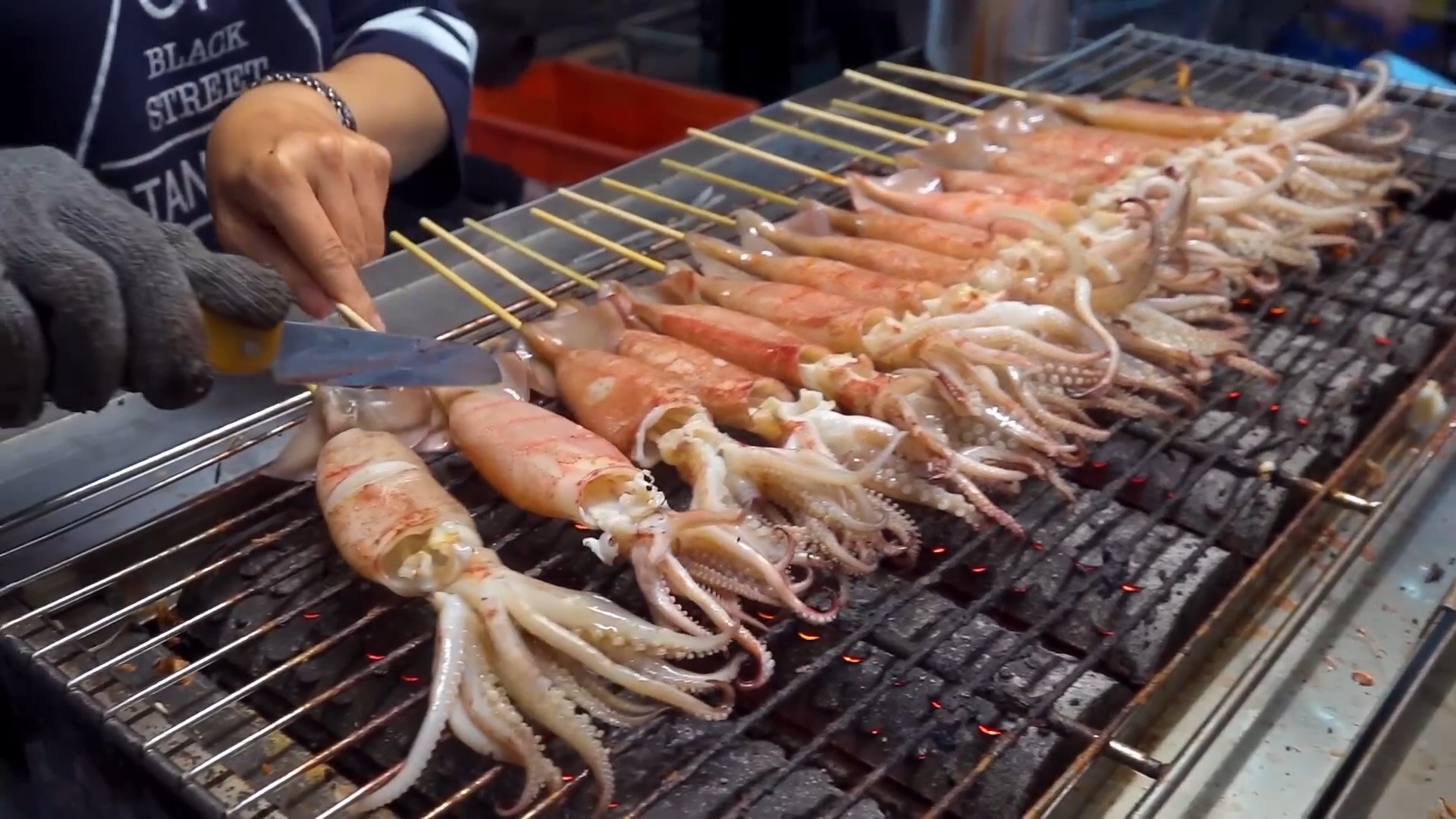 yuotube精彩视频-台湾碳烤大鱿鱼