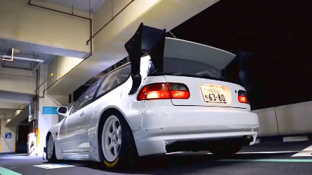 为什么外观最重要因为车子的外观是吸引女孩子的第一步啊三浦庆本田eg