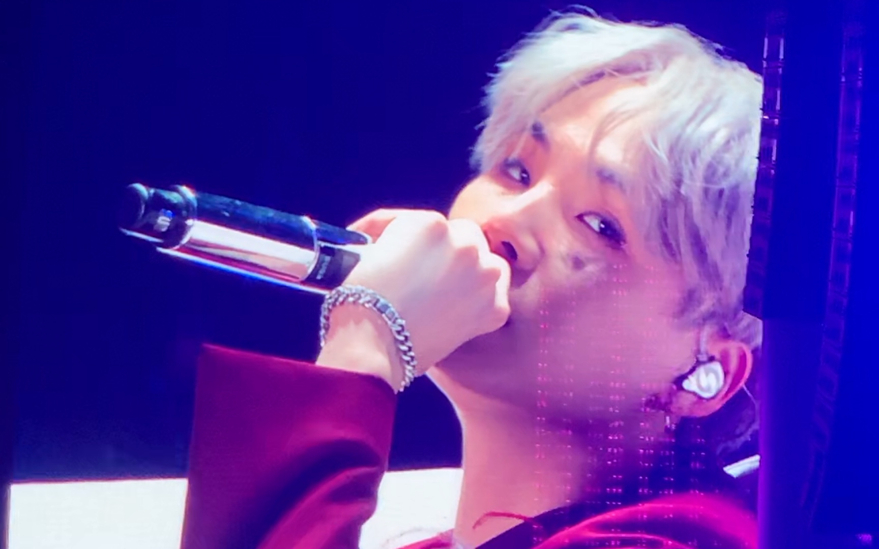 190324防弹少年团香港演唱会 闵玧其 《seesaw》 全场大合唱 红色西装