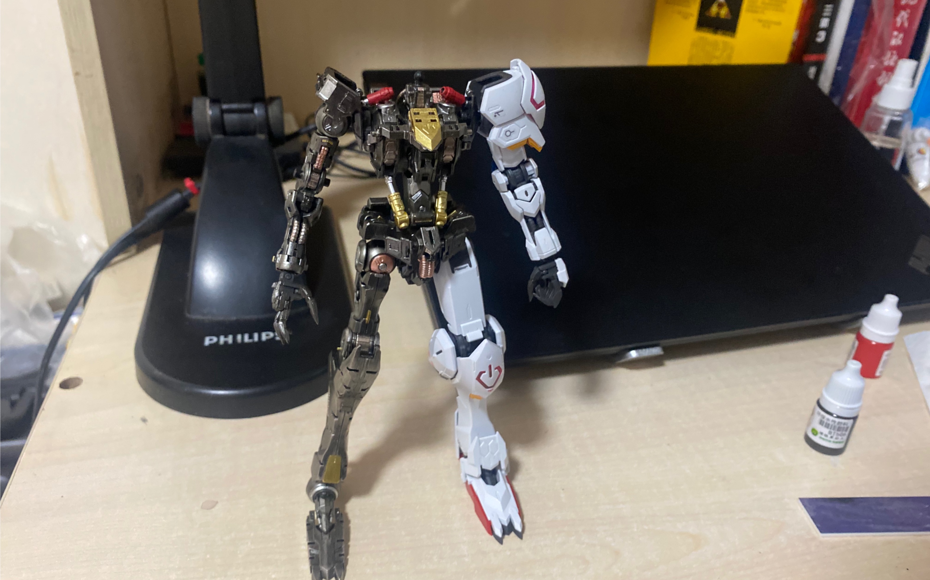 巴巴托斯笔涂骨架