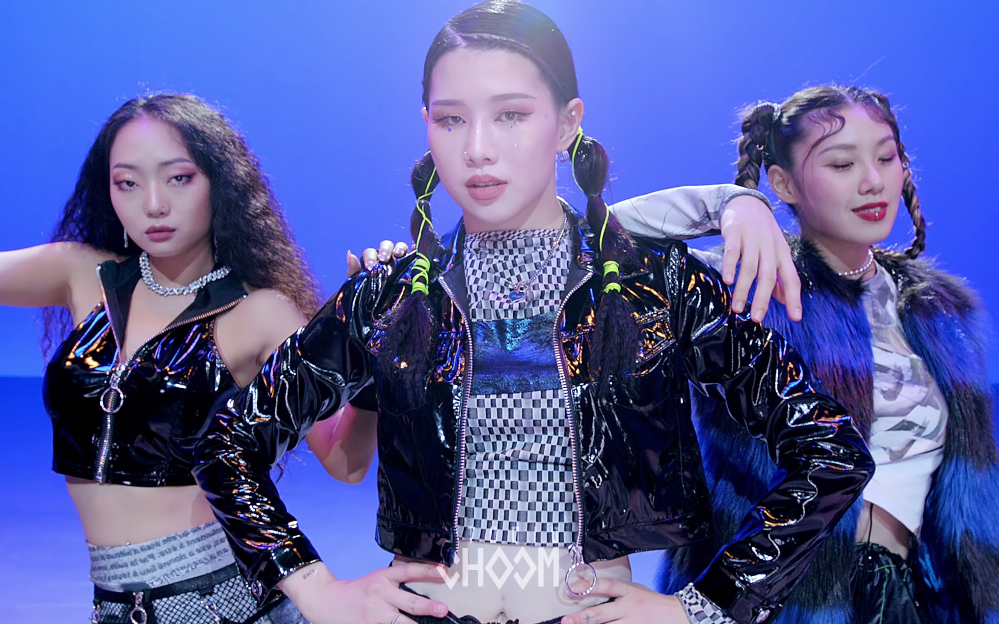 prettysavage翻跳byygxwelitx4k超清