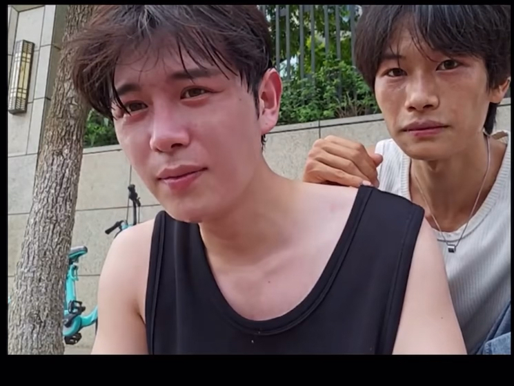 龙哥的脑瓜终于在线了